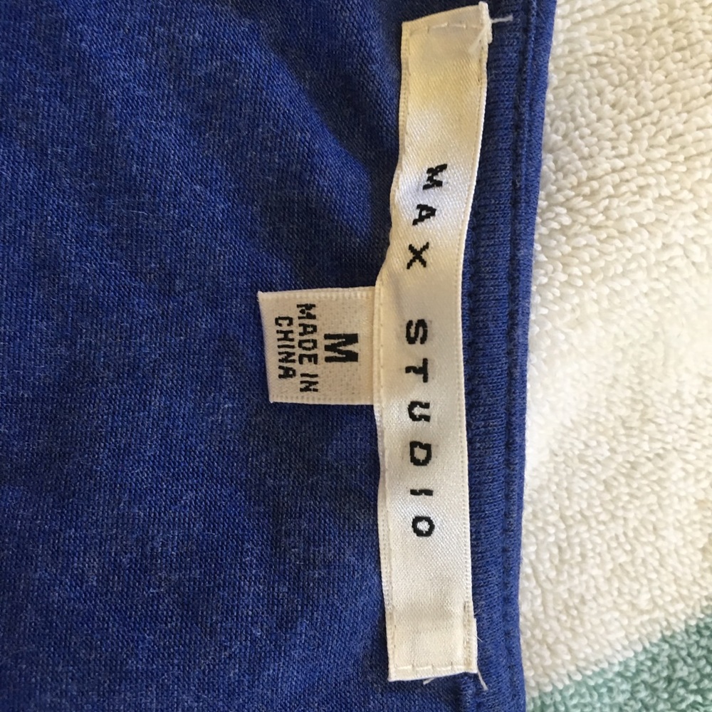 Max Studio Top Size Large - Picture 3 of 4